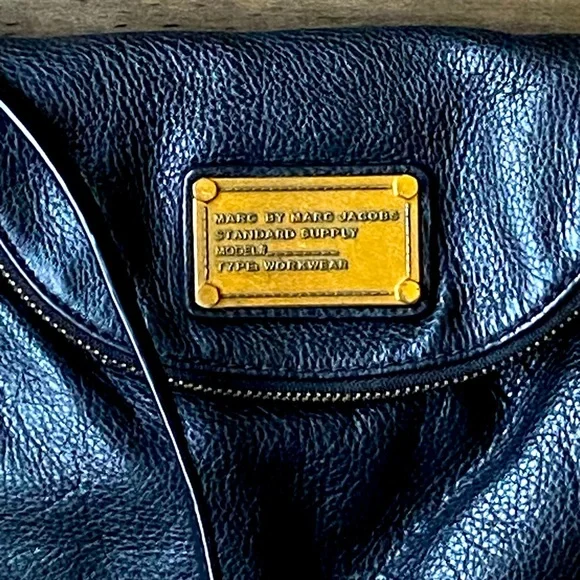 Marc Jacobs Leather Crossbody - Picture 3 of 8